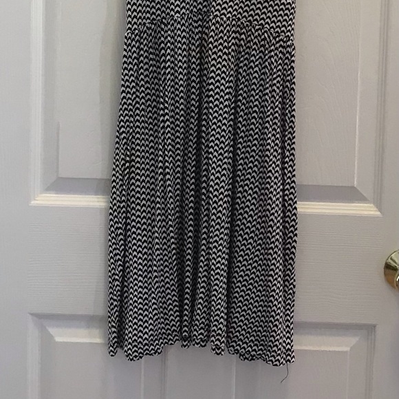 Buy 1 Get 1 FREE 🌸a.n.a. dress🌸 - Picture 4 of 6